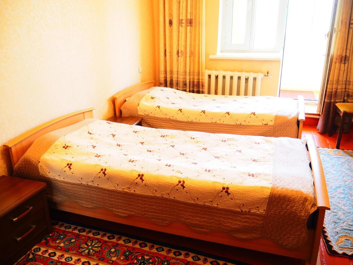 Baktygul Guesthouse Naryn Exterior photo