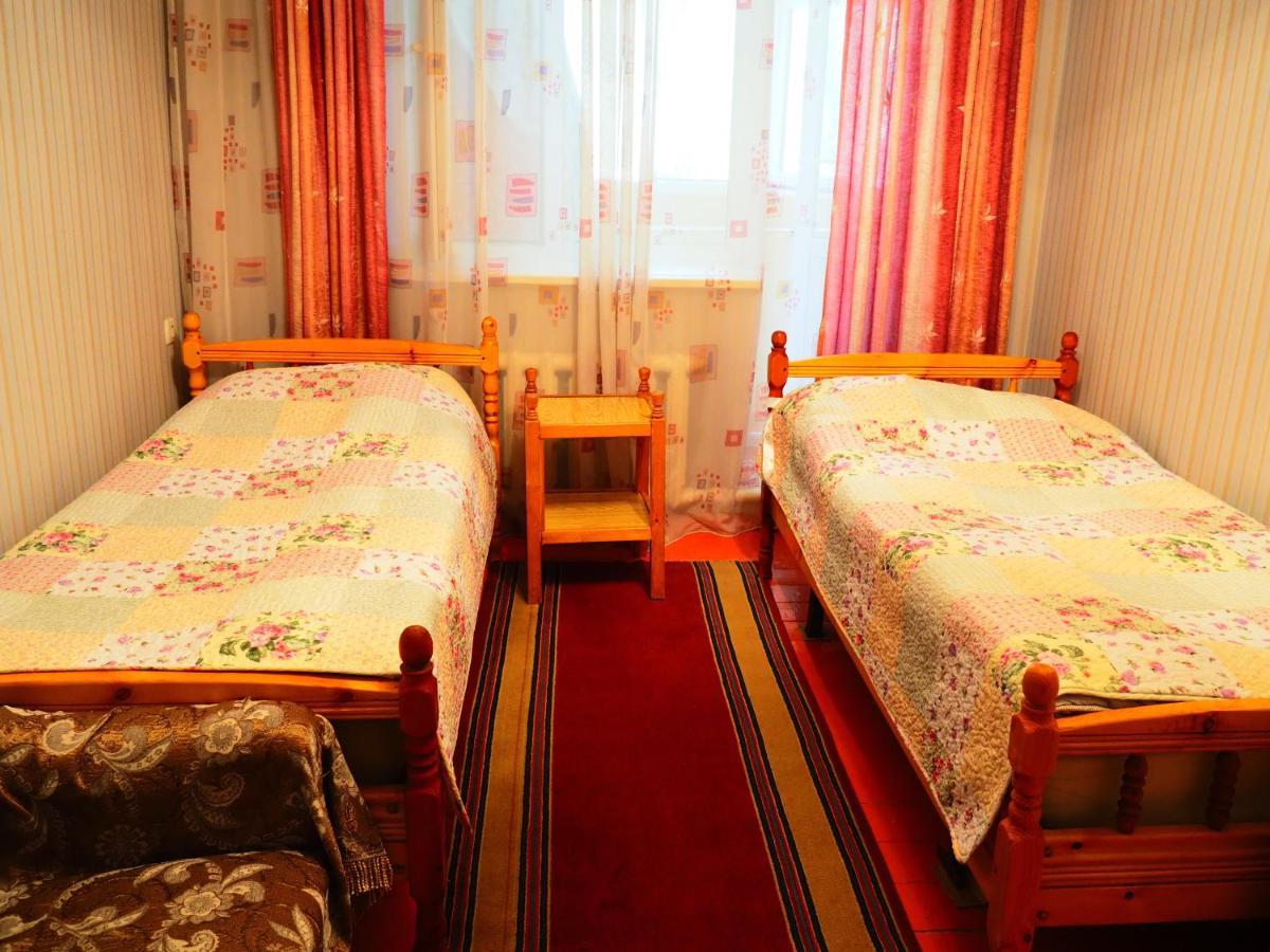 Baktygul Guesthouse Naryn Exterior photo