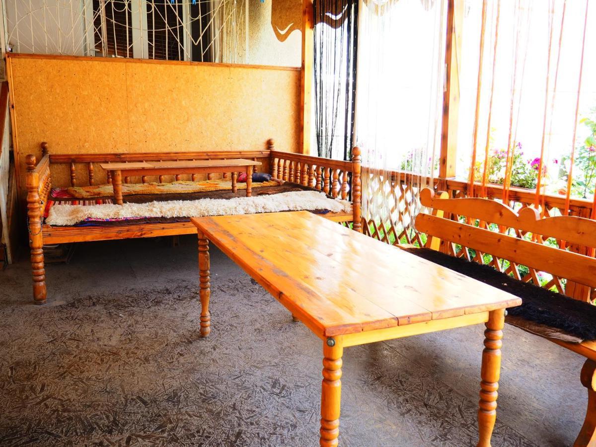 Baktygul Guesthouse Naryn Exterior photo