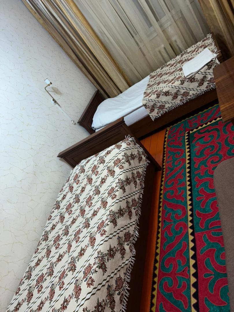 Baktygul Guesthouse Naryn Exterior photo